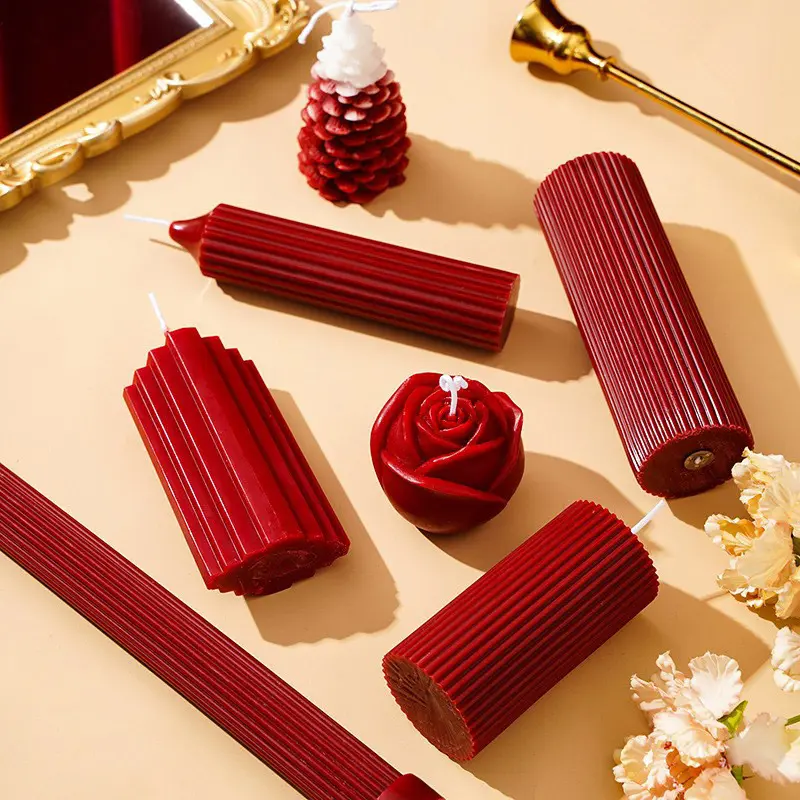 Luxury red pillar candle set Christmas home decor festive ambiance Europe